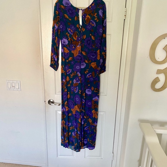 Jumpsuit - Picture 4 of 4